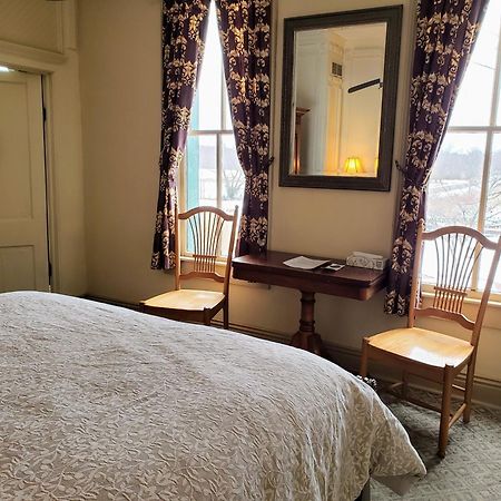 Iron Horse Hotel Blackwater ภายนอก รูปภาพ