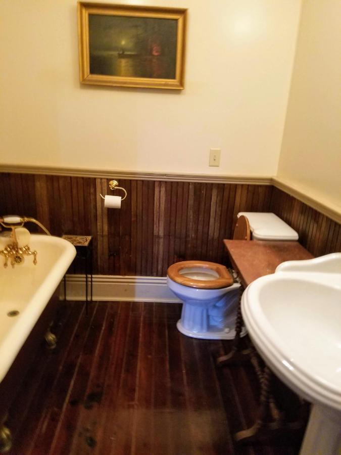 Iron Horse Hotel Blackwater ภายนอก รูปภาพ