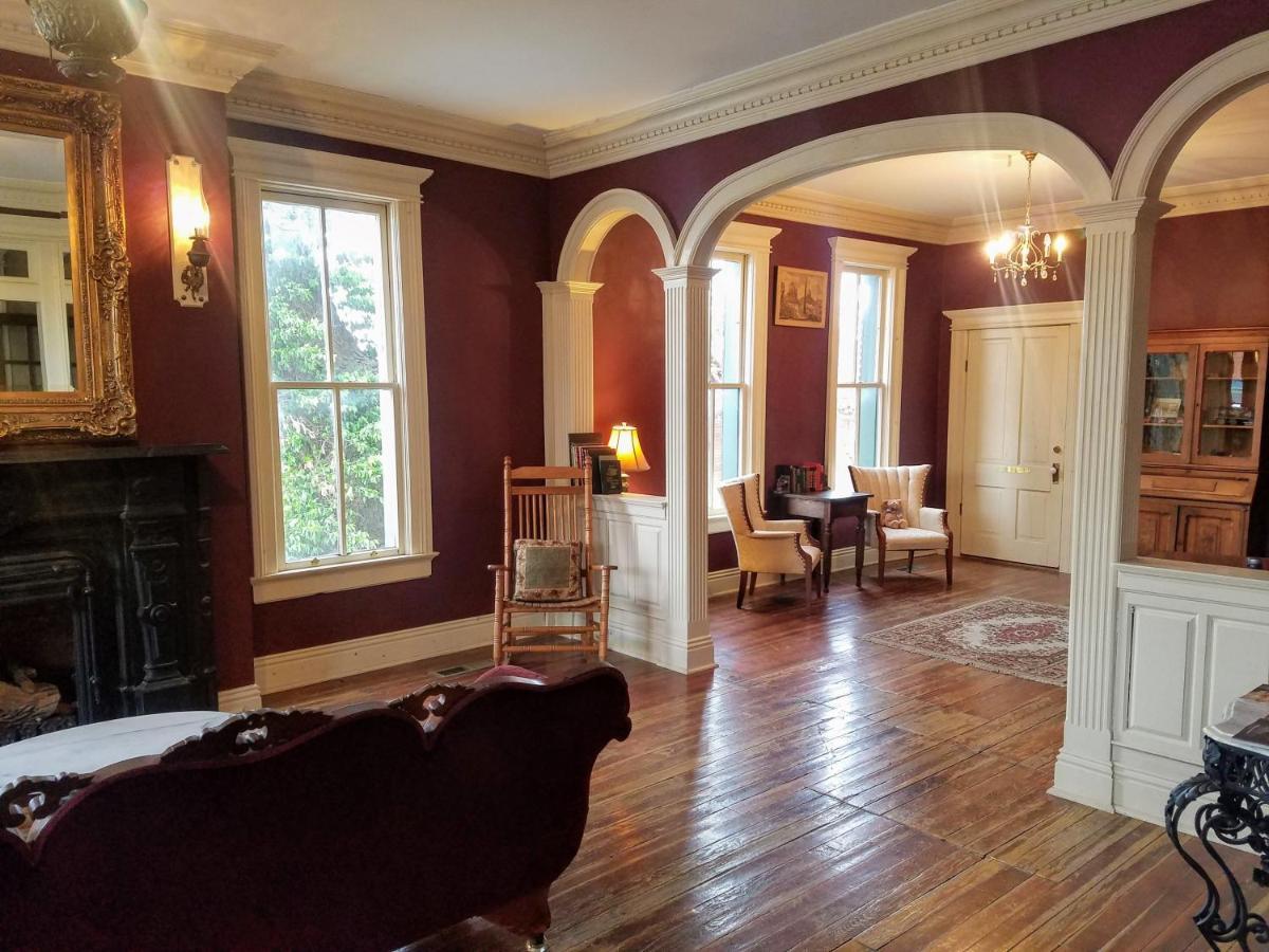 Iron Horse Hotel Blackwater ภายนอก รูปภาพ