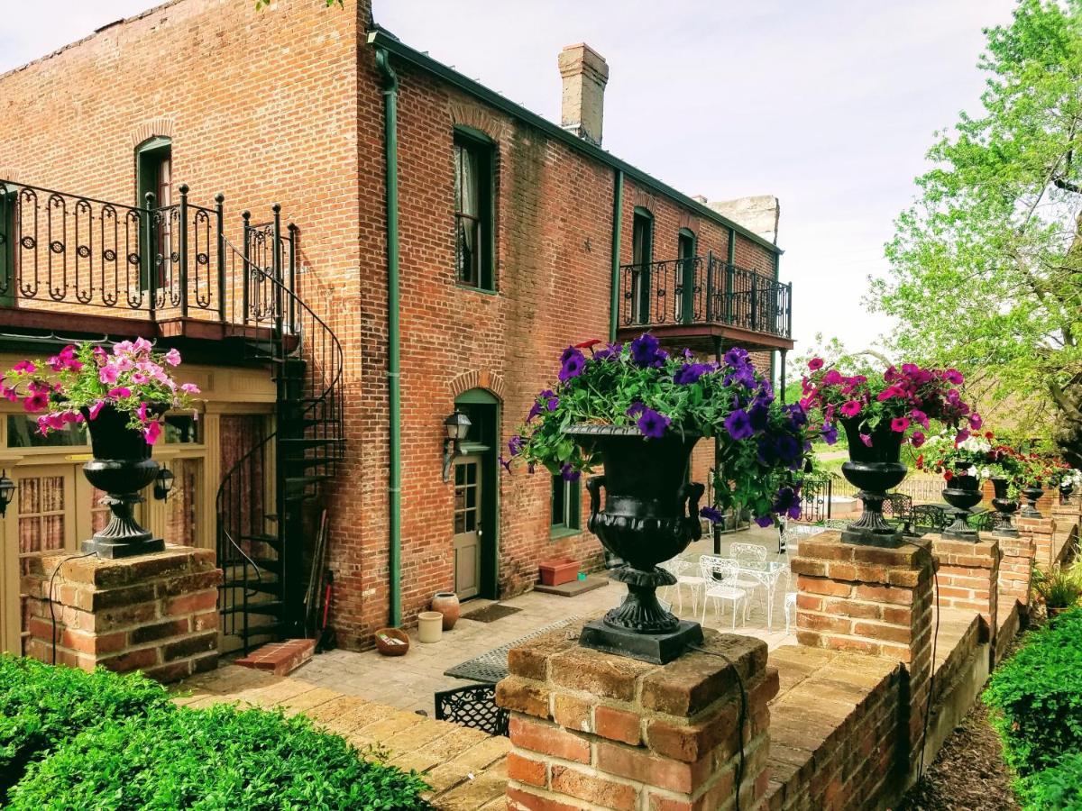 Iron Horse Hotel Blackwater ภายนอก รูปภาพ