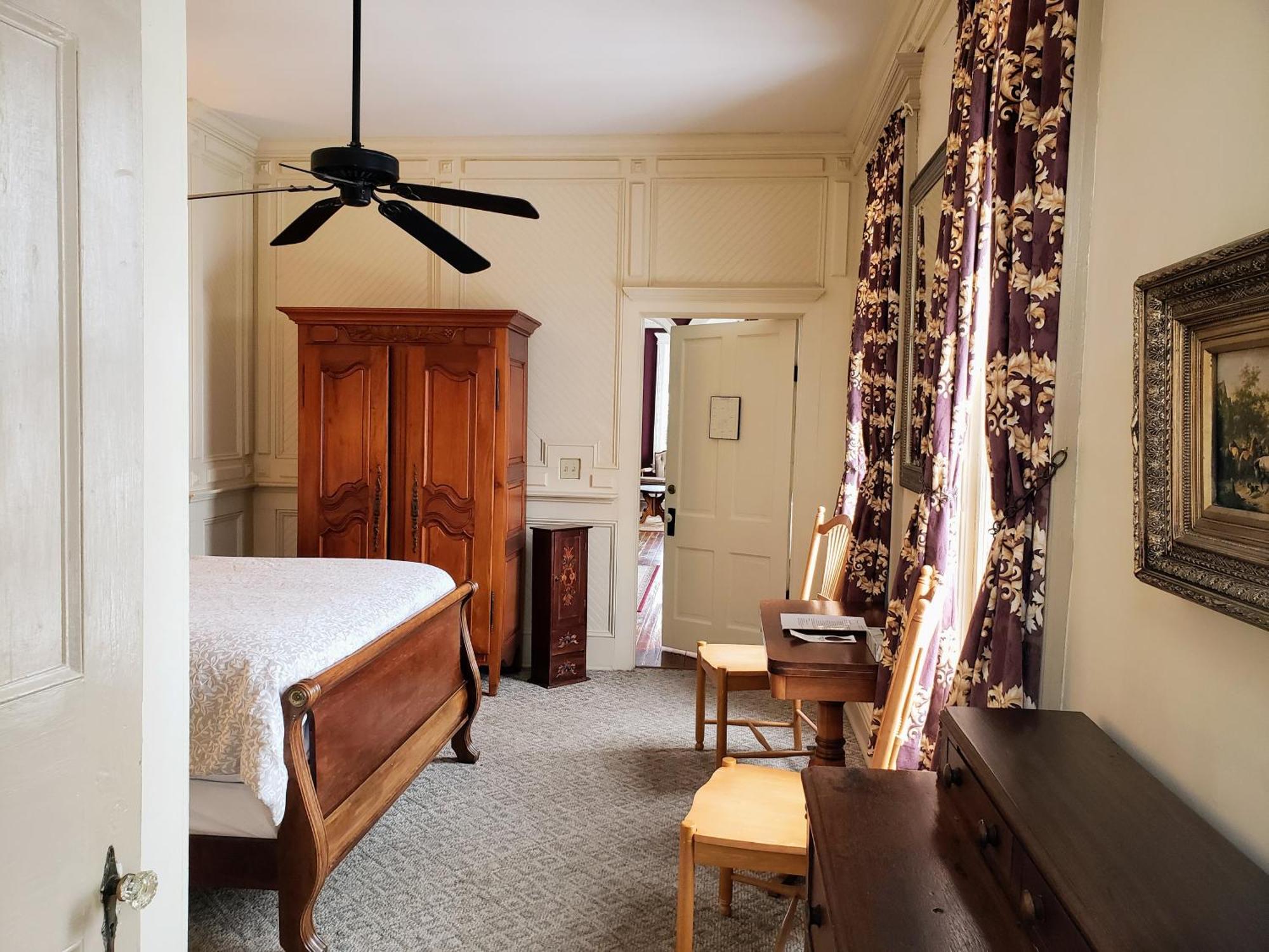 Iron Horse Hotel Blackwater ภายนอก รูปภาพ
