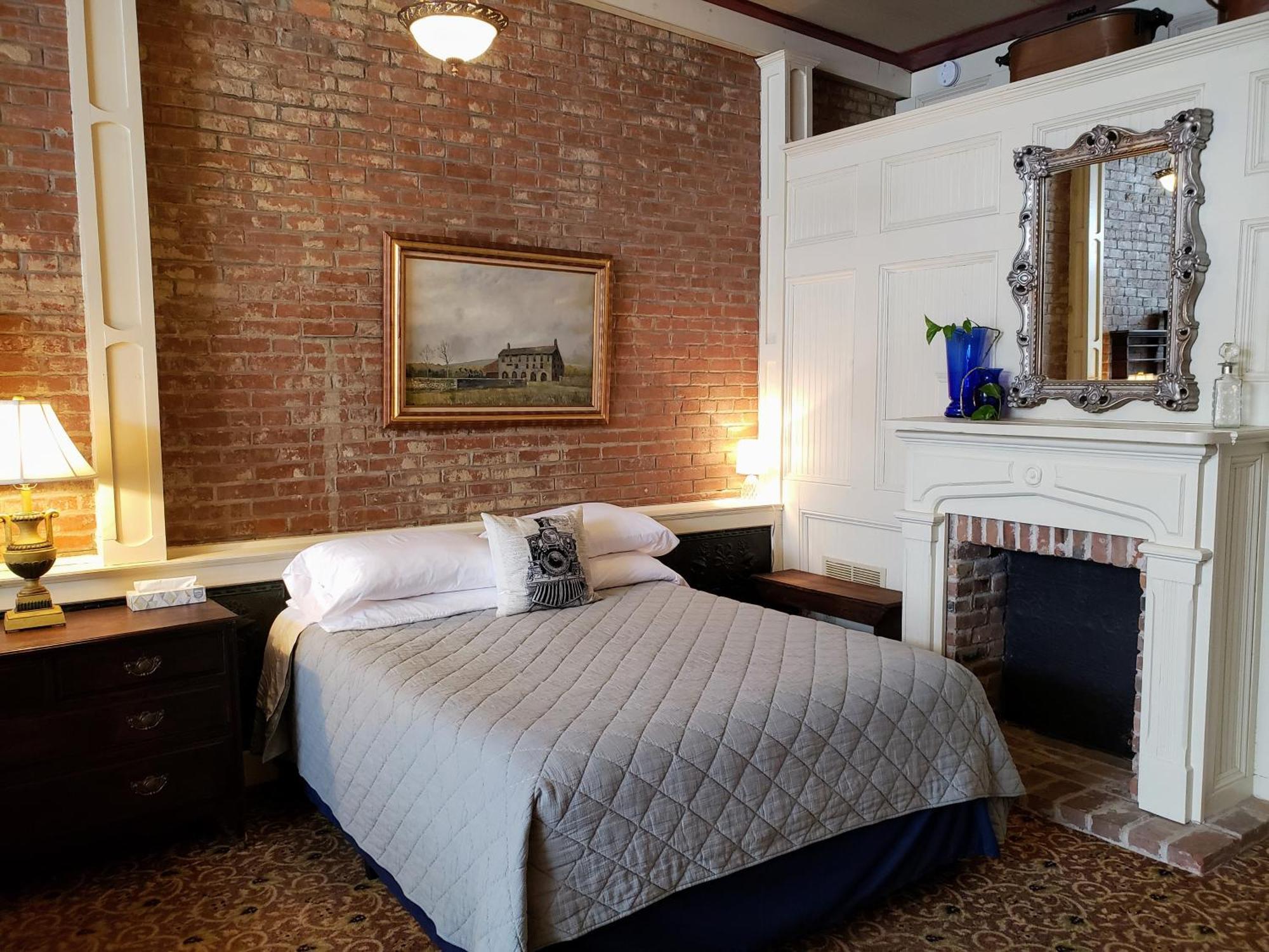 Iron Horse Hotel Blackwater ภายนอก รูปภาพ
